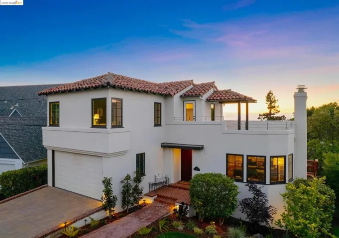 1917 Oak Crest Dr, Oakland, California 94602