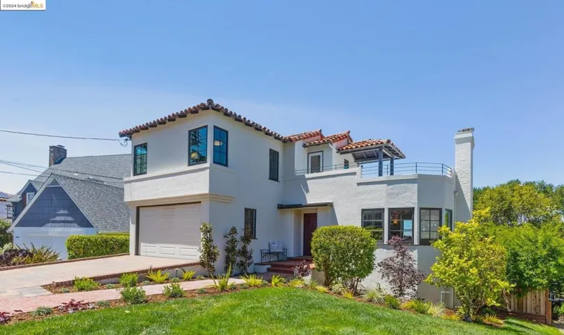 1917 Oak Crest Dr, Oakland, California 94602