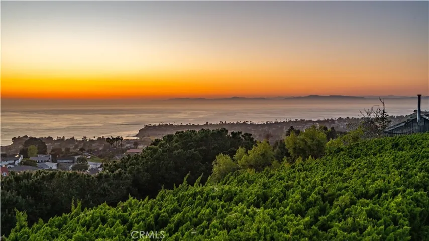 7183 Avenida Altisima, Rancho Palos Verdes, California 90275