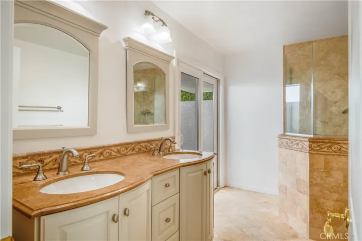7183 Avenida Altisima, Rancho Palos Verdes, California 90275