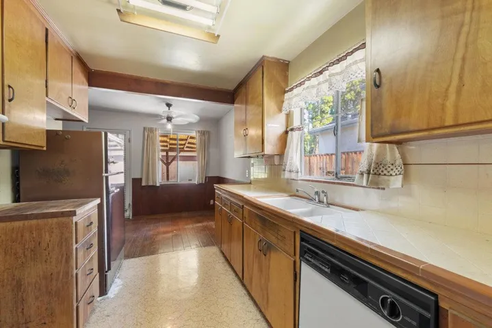 604 Chimalus Drive, Palo Alto, California 94306