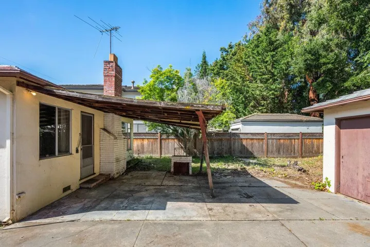 604 Chimalus Drive, Palo Alto, California 94306