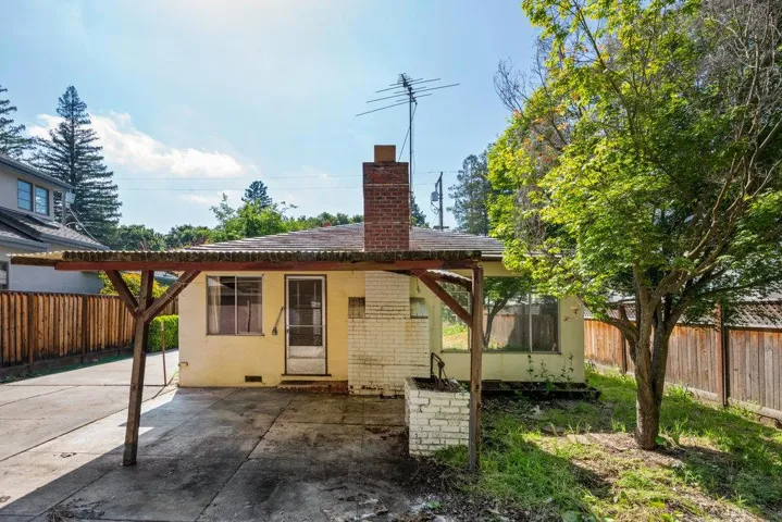 604 Chimalus Drive, Palo Alto, California 94306