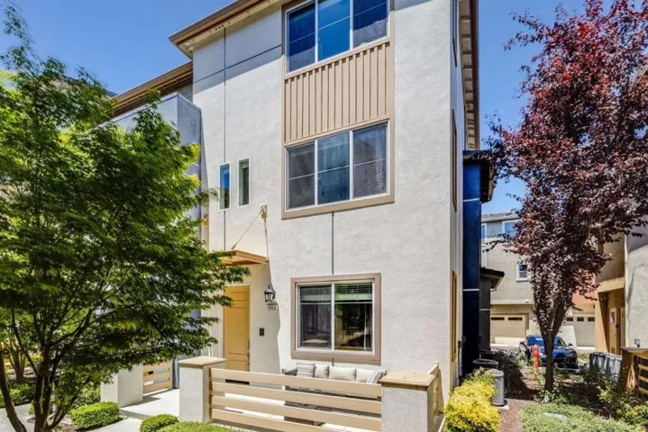1056 Doheny Terrace, Sunnyvale, California 94085