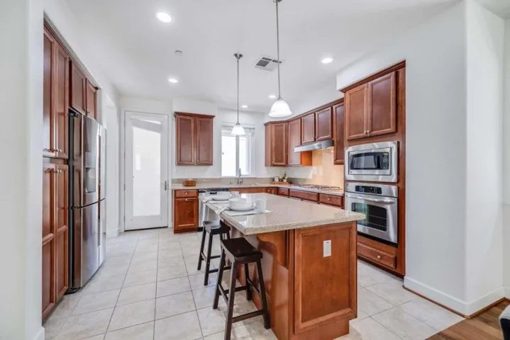 1056 Doheny Terrace, Sunnyvale, California 94085