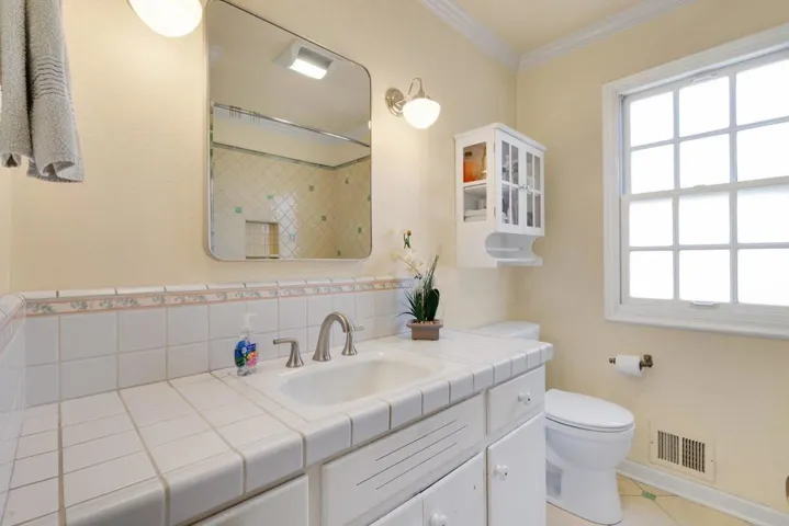 1386 Block Drive, Santa Clara, California 95050