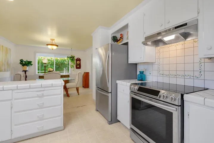 1386 Block Drive, Santa Clara, California 95050