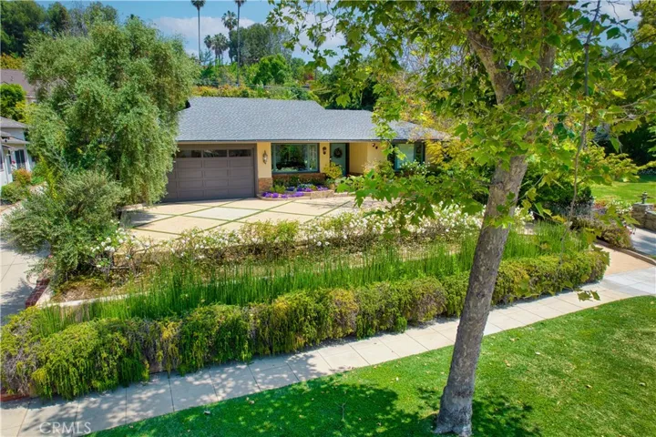 831 Old Mill Road, Pasadena, California 91108
