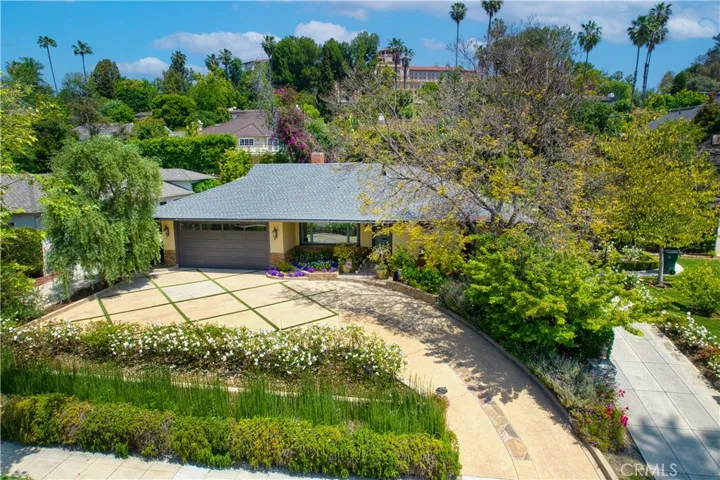 831 Old Mill Road, Pasadena, California 91108