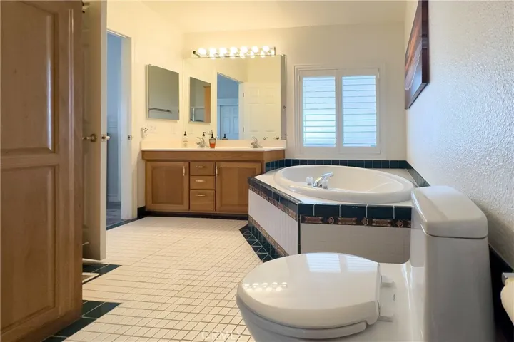 6243 E Golden Sands 186, Long Beach, California 90803