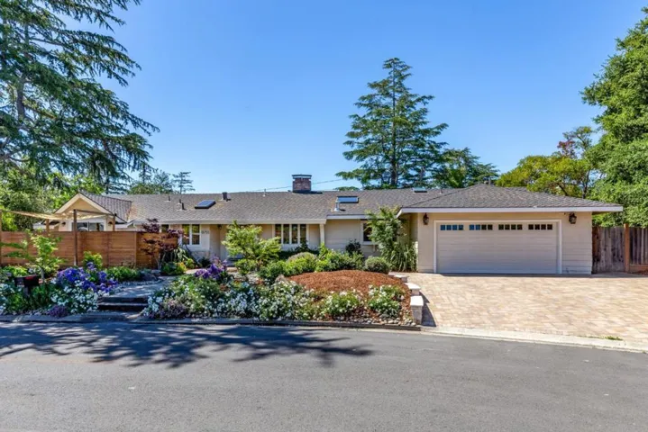 13755 Calle Tacuba, Saratoga, California 95070