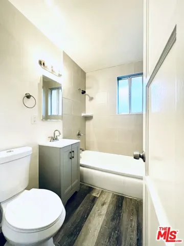 6319 1/2 Fulton Avenue, Van Nuys, California 91401