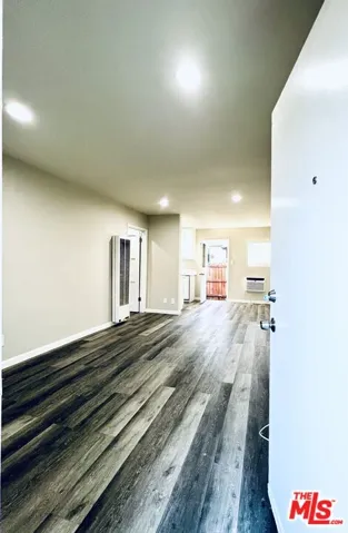 6319 1/2 Fulton Avenue, Van Nuys, California 91401
