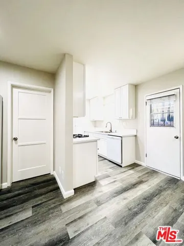 6319 1/2 Fulton Avenue, Van Nuys, California 91401