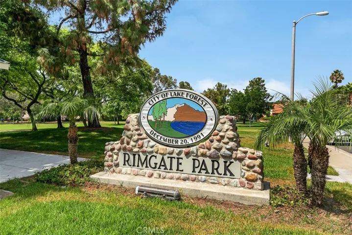 Rimgate Parks Sign which uis around the corner from the community of Bench Mark Villas