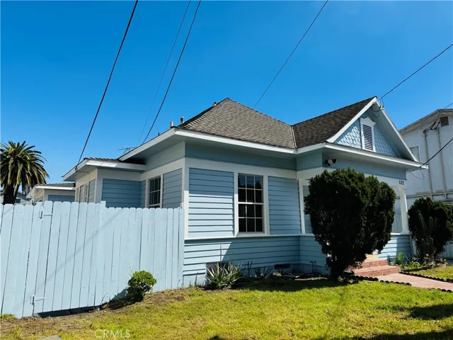 530 Almond Avenue, Long Beach, California 90802