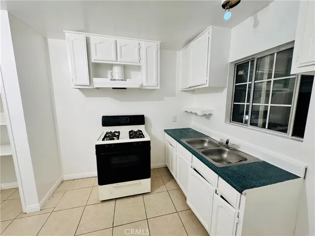 Apartment Kitchen