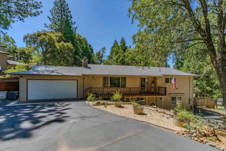 12502 Arrow Head Road, Pine Grove, California 95665