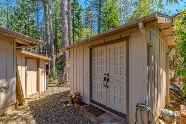 12502 Arrow Head Road, Pine Grove, California 95665