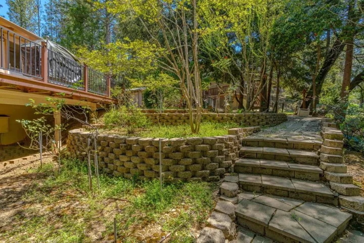 12502 Arrow Head Road, Pine Grove, California 95665