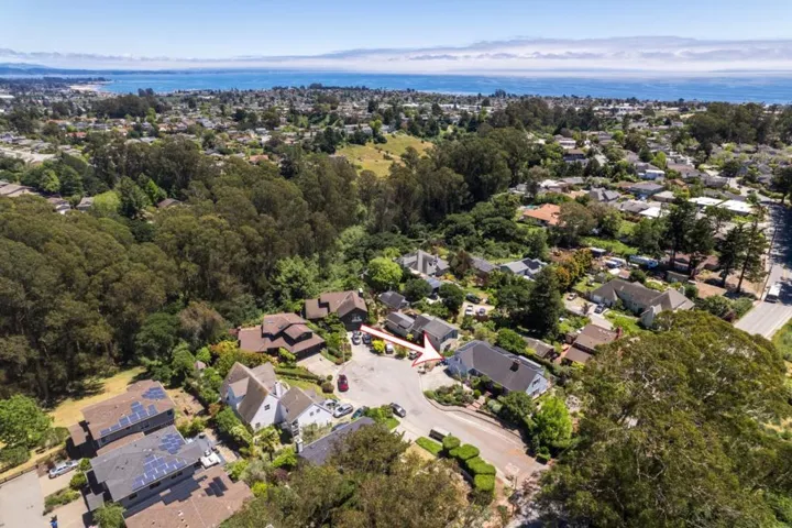 700 Monarch Way, Santa Cruz, California 95060