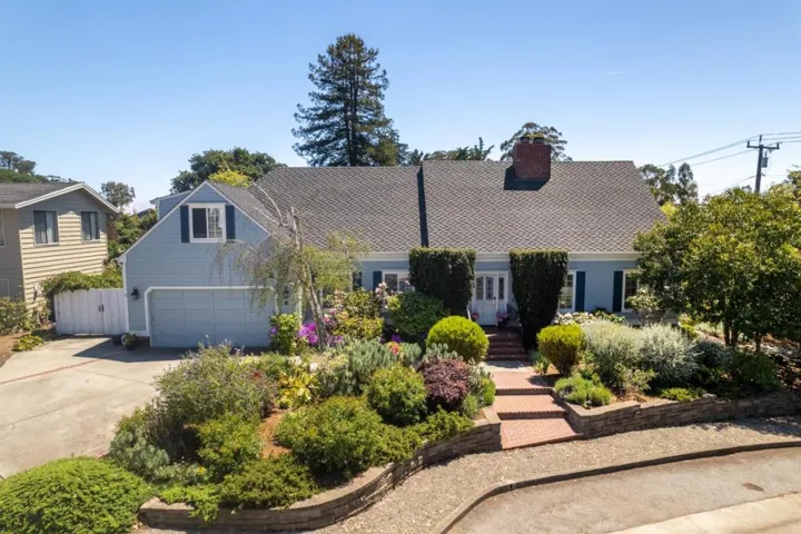 700 Monarch Way, Santa Cruz, California 95060