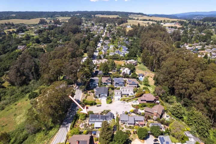 700 Monarch Way, Santa Cruz, California 95060