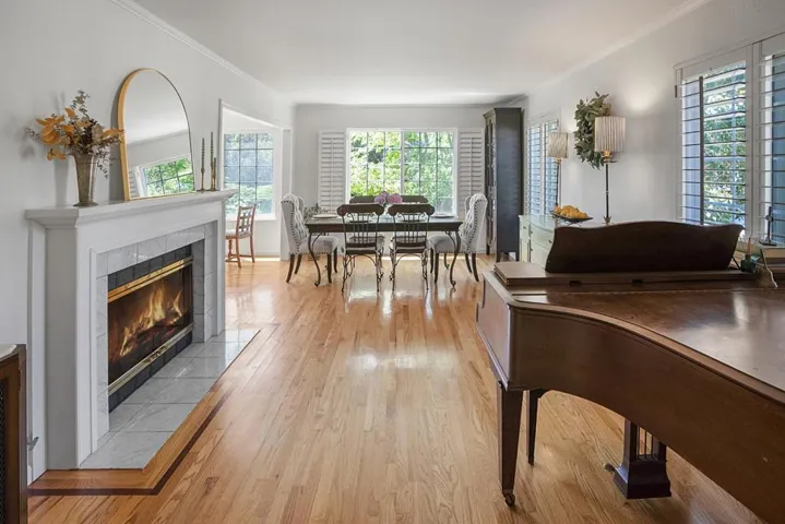 700 Monarch Way, Santa Cruz, California 95060