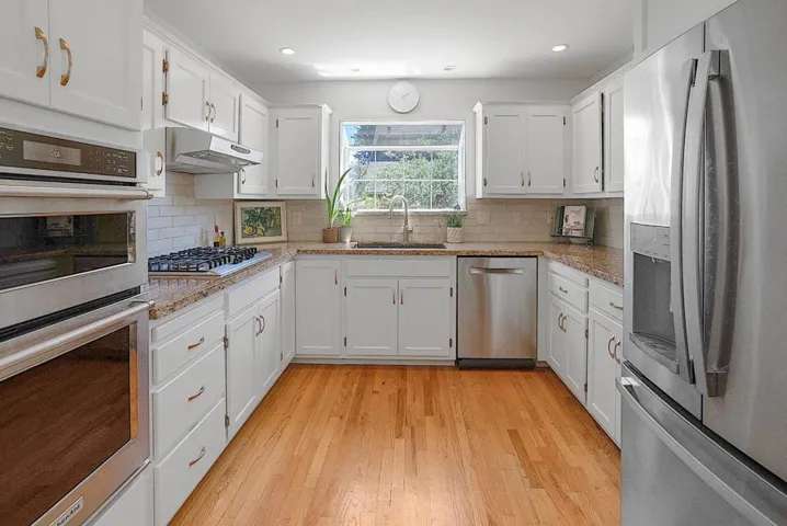 700 Monarch Way, Santa Cruz, California 95060
