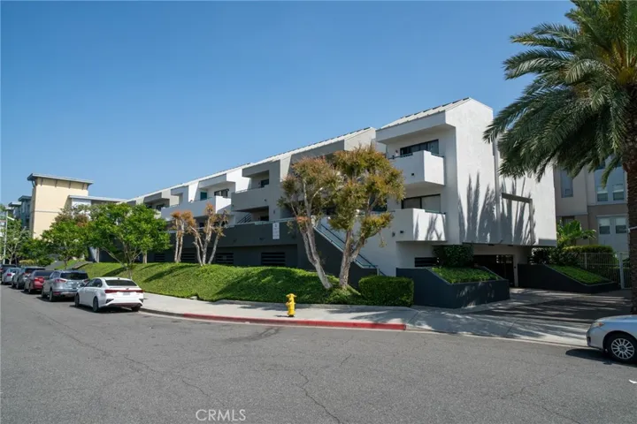 2550 College Place, Fullerton, California 92831