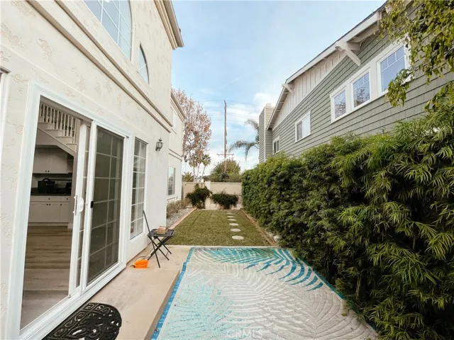 2020 Belmont Lane B, Redondo Beach, California 90278