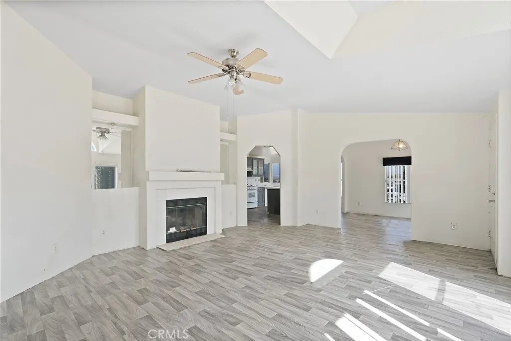 22540 Markham, Perris, California 92570 home-pic-11