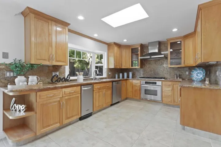 1583 Dorcey Ln, San Jose, California 95120