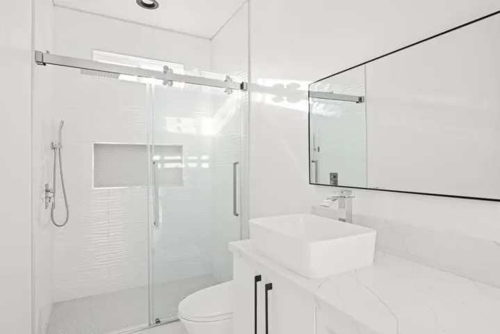 23-web-or-mls-11635 Upland Way-238