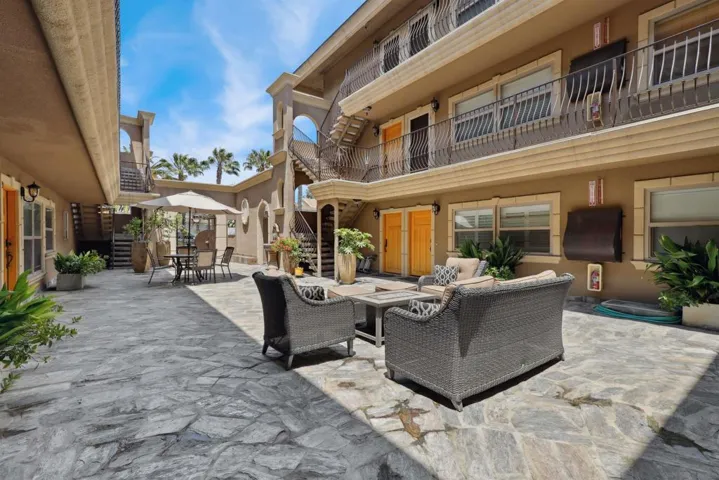 1049 Felspar St 23, San Diego, California 92109