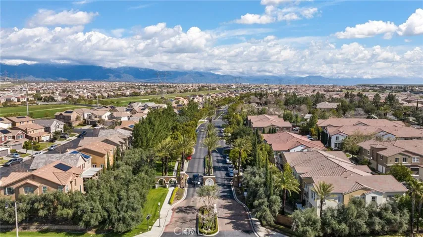 5587 Scharf Avenue, Fontana, California 92336
