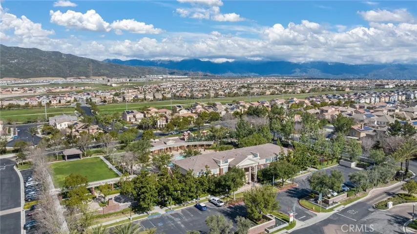 5587 Scharf Avenue, Fontana, California 92336