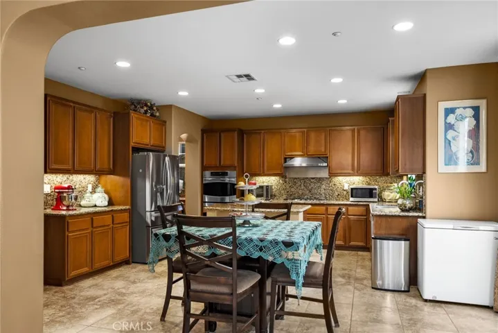 5587 Scharf Avenue, Fontana, California 92336