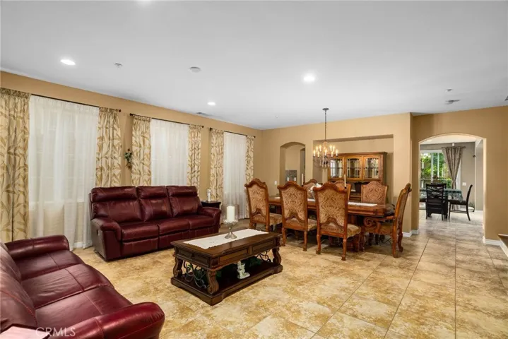 5587 Scharf Avenue, Fontana, California 92336