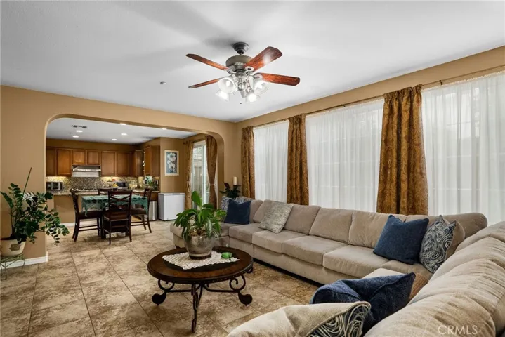 5587 Scharf Avenue, Fontana, California 92336