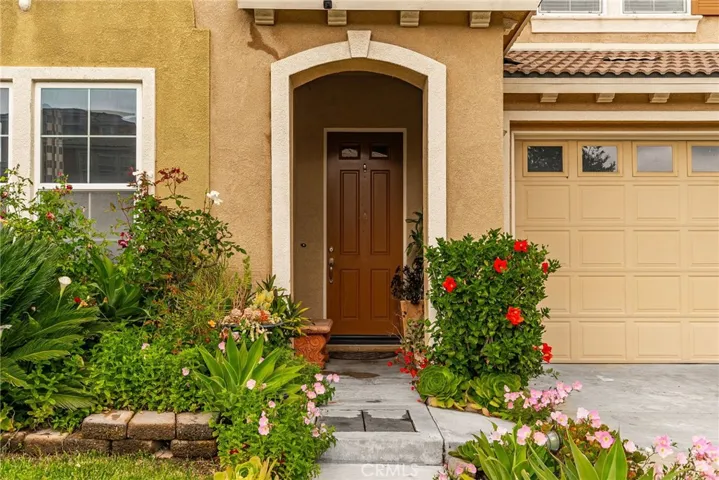 5587 Scharf Avenue, Fontana, California 92336