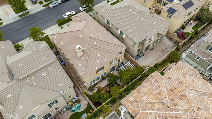 5587 Scharf Avenue, Fontana, California 92336