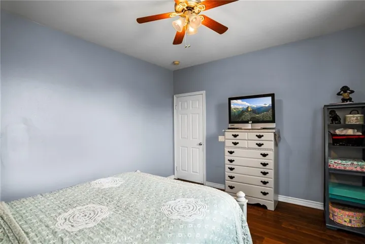 5587 Scharf Avenue, Fontana, California 92336