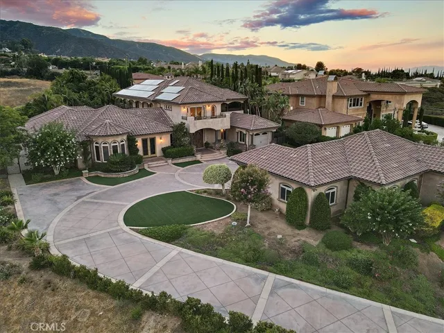 1264 Amin Cir, Corona, California 92881