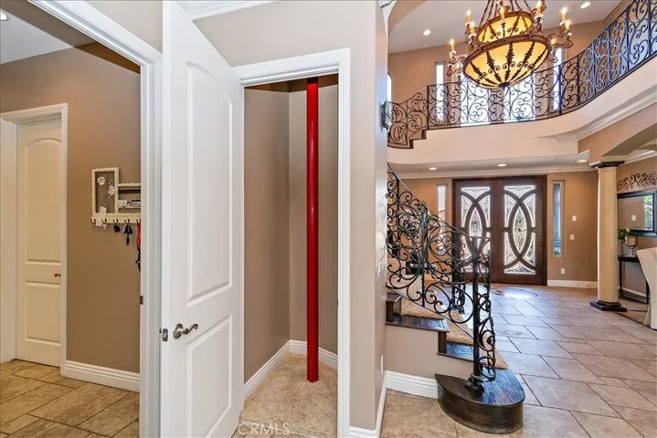 1264 Amin Cir, Corona, California 92881