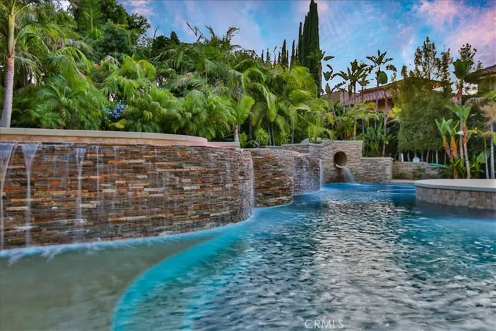 1264 Amin Cir, Corona, California 92881