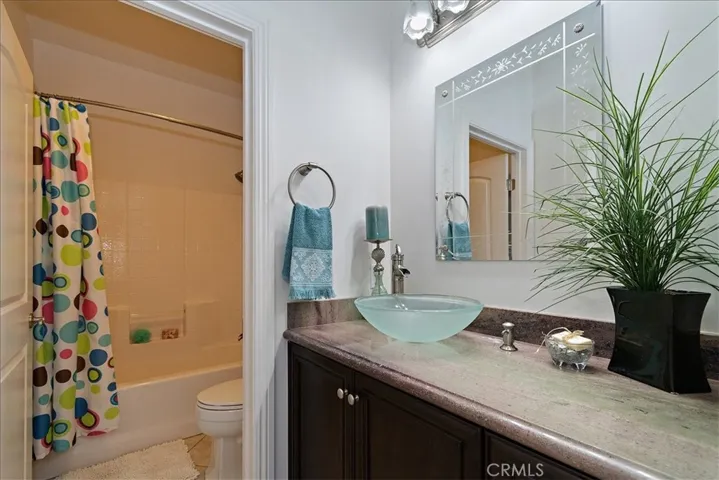 1264 Amin Cir, Corona, California 92881
