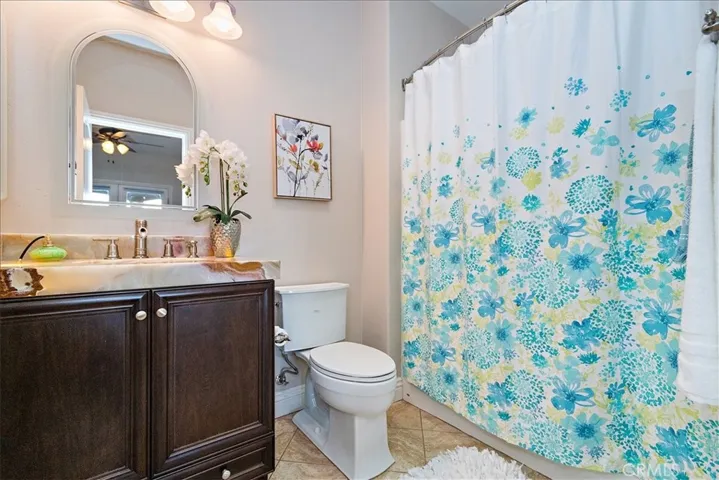 1264 Amin Cir, Corona, California 92881