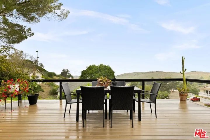 820 Calle Contento, Thousand Oaks, California 91360