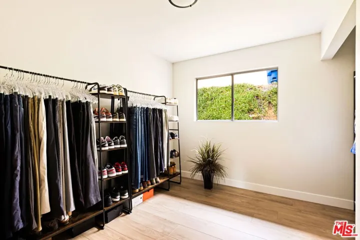 820 Calle Contento, Thousand Oaks, California 91360